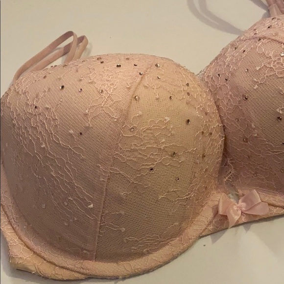 Victoria’s Secret Very Sexy push up 34DD - Picture 2 of 2